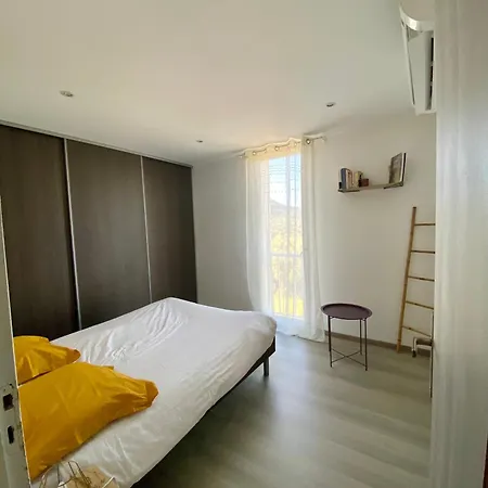 Apartment Chaleureux Ajaccio (Corsica)